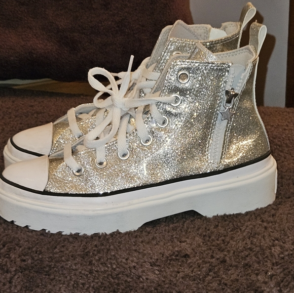 Converse Chuck Taylor Lugged Lift Sneaker Women 7 Silver Shoes A03010C - Picture 3 of 11
